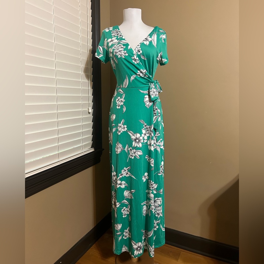 Studio Green Floral Maxi Dress